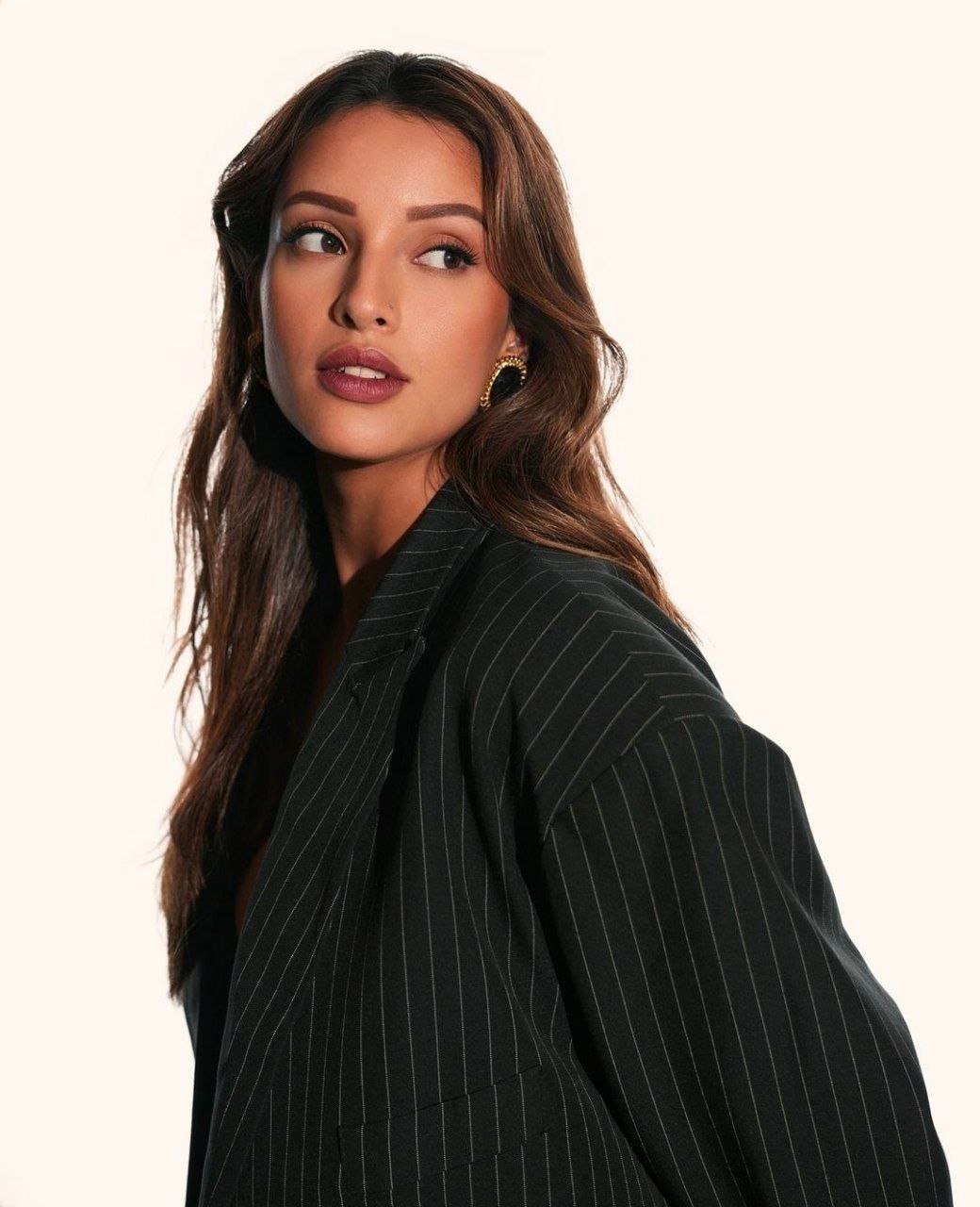 Triptii Dimri Vs Rukmini Vasanth 2 hello telugu heroine gallery tripti dimri 20241206 3