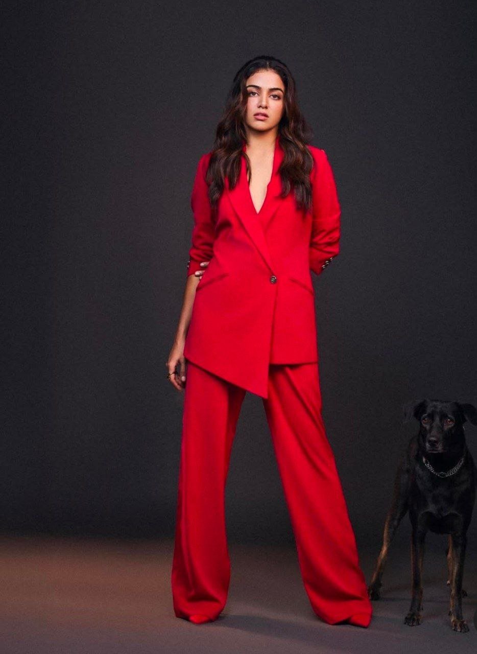 Meenakshi Chaudhary Vs Wamiqa Gabbi 3 hello telugu heroine gallery wamiqa gabbi 20250106 2