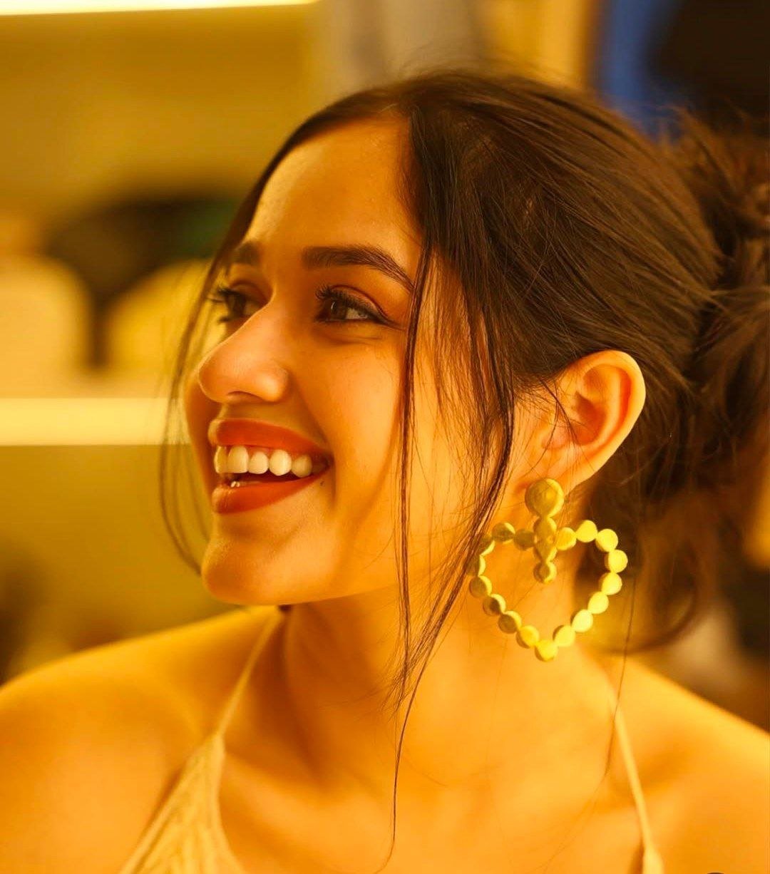 hello telugu heroine gallery jannat zubair rahmani 20250116 3