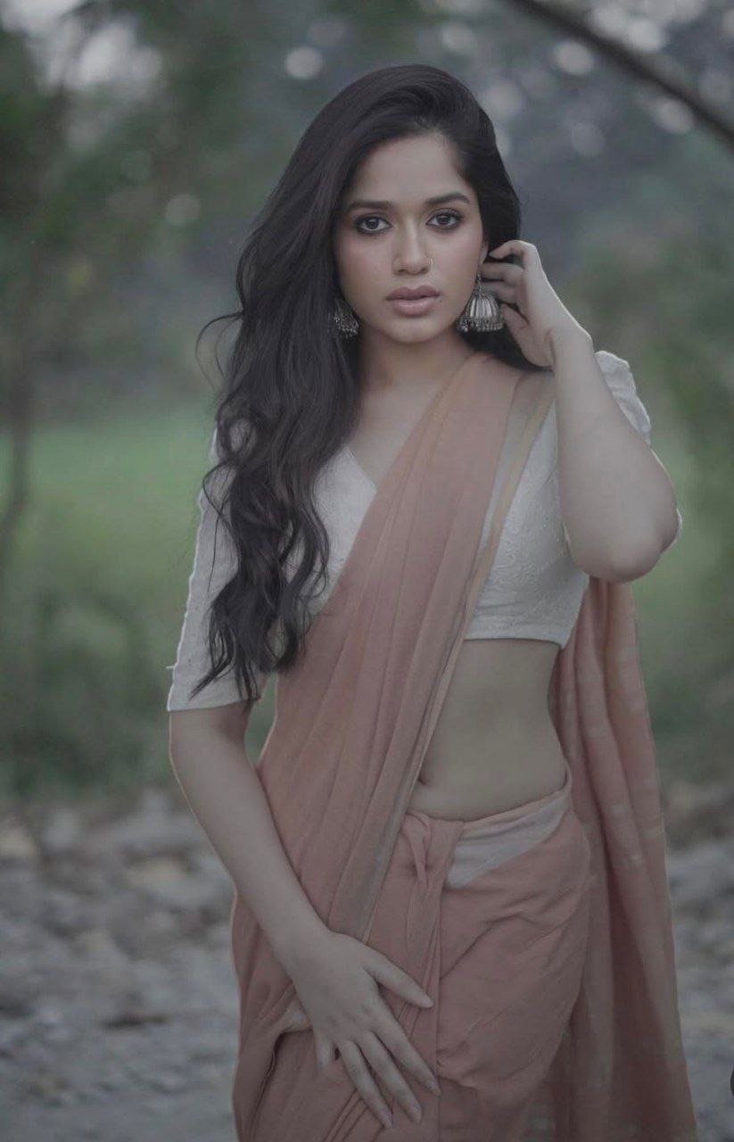 Jannat Zubair Rahmani Vs Mirna Menon 1 hello telugu heroine gallery jannat zubair rahmani 20250118 1