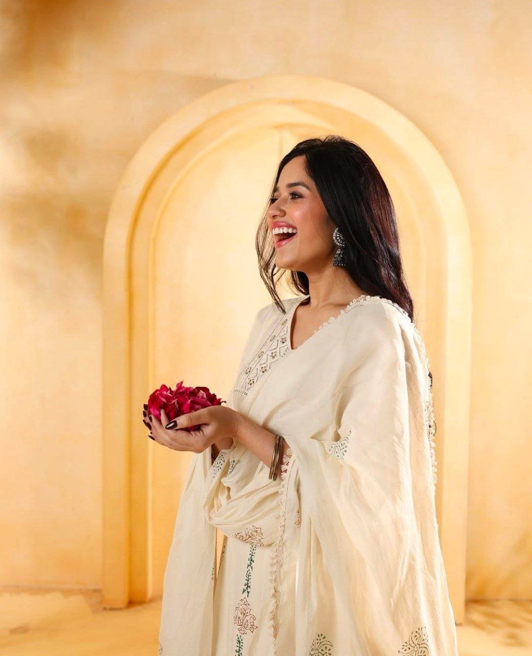 hello telugu heroine gallery jannat zubair rahmani 20250201 1