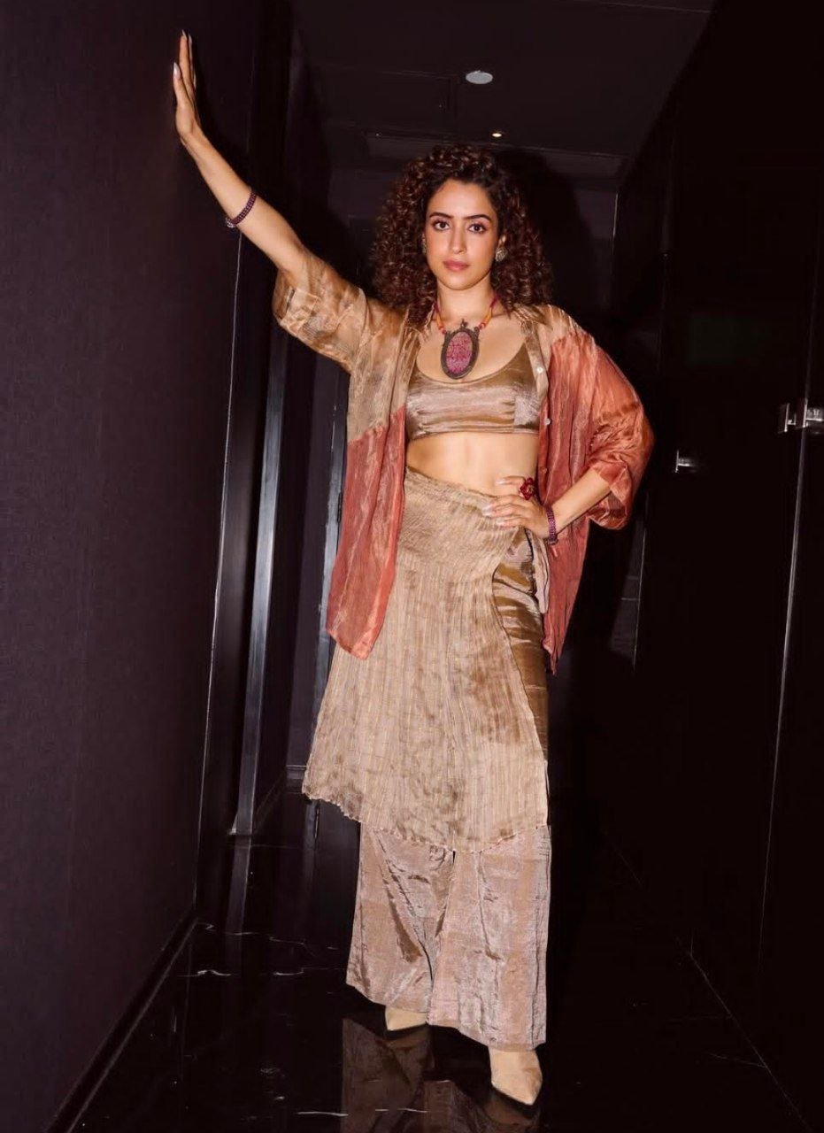 hello telugu heroine gallery sanya malhotra 20250219 2