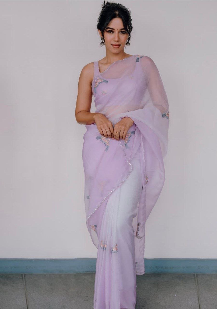 Samantha Ruth Prabhu Vs Mirnalini Ravi 4 hello telugu heroine gallery mirnalini ravi 20250302 3