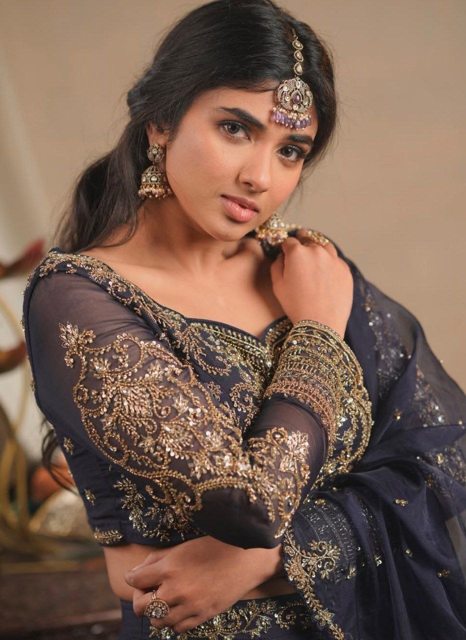 Beauty Pragya Nagra Vs Shalini Pandey 1 hello telugu heroine gallery pragya nagra 20250324 1