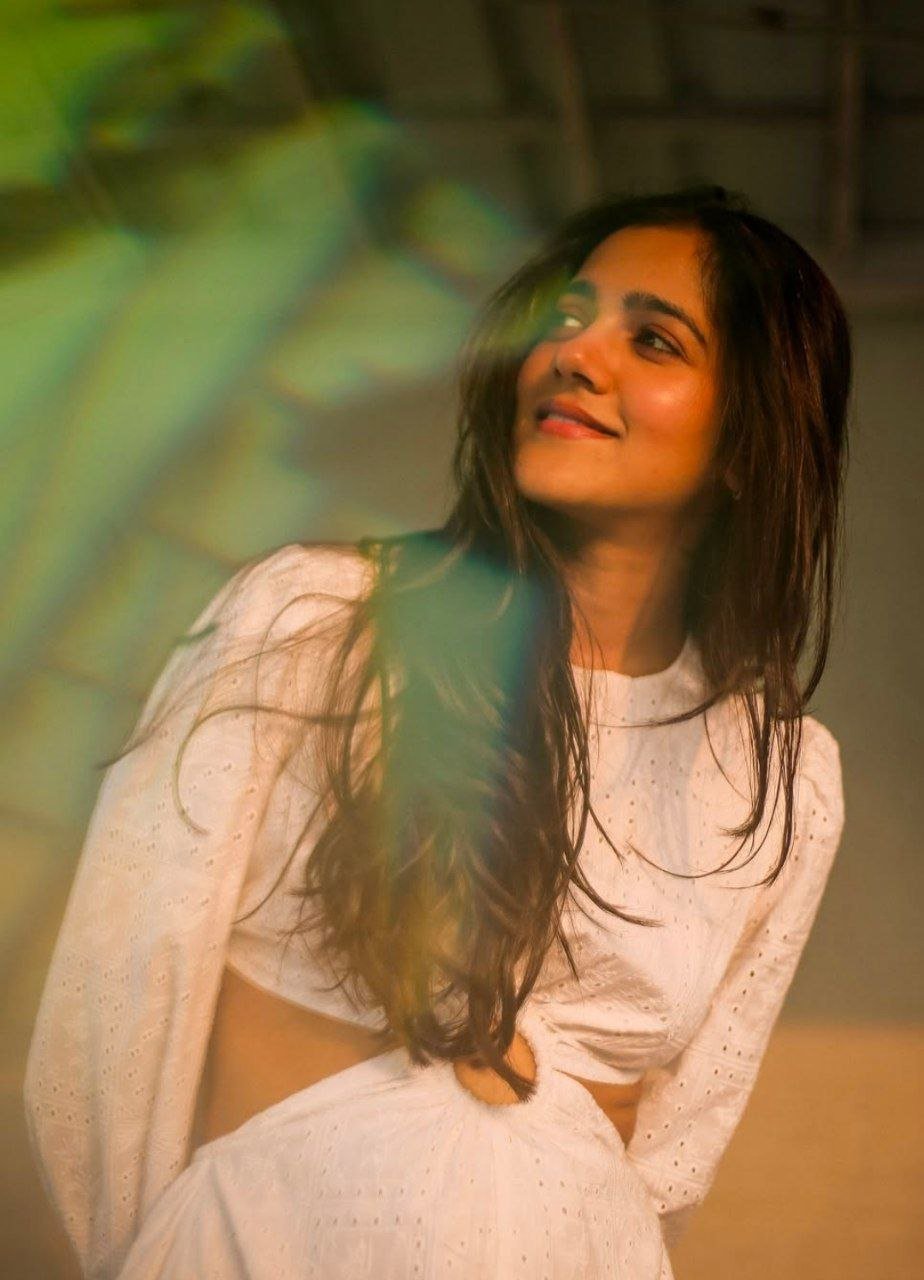 hello telugu heroine gallery simran choudhary 20250326 4