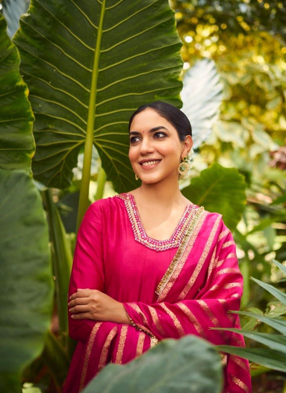 hello telugu heroine gallery ritu varma 20250422 3