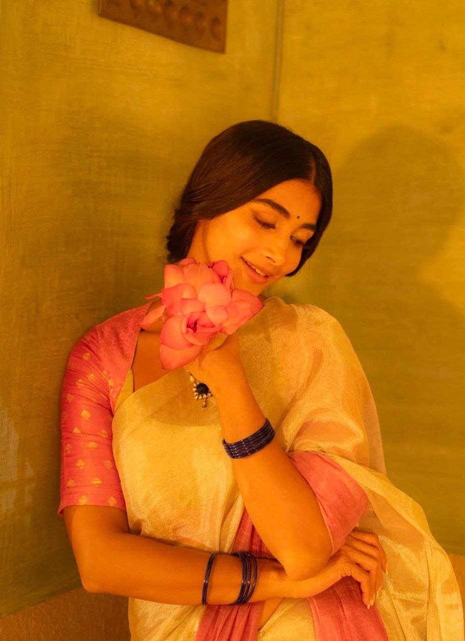 hello telugu heroine gallery pooja hegde 20250430 2