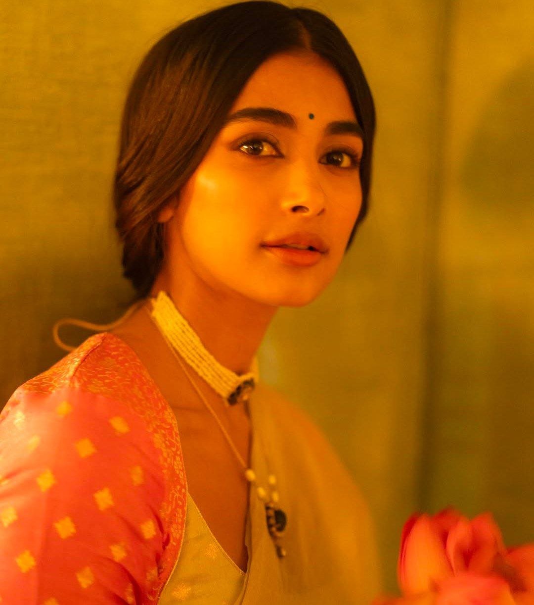 hello telugu heroine gallery pooja hegde 20250430 3