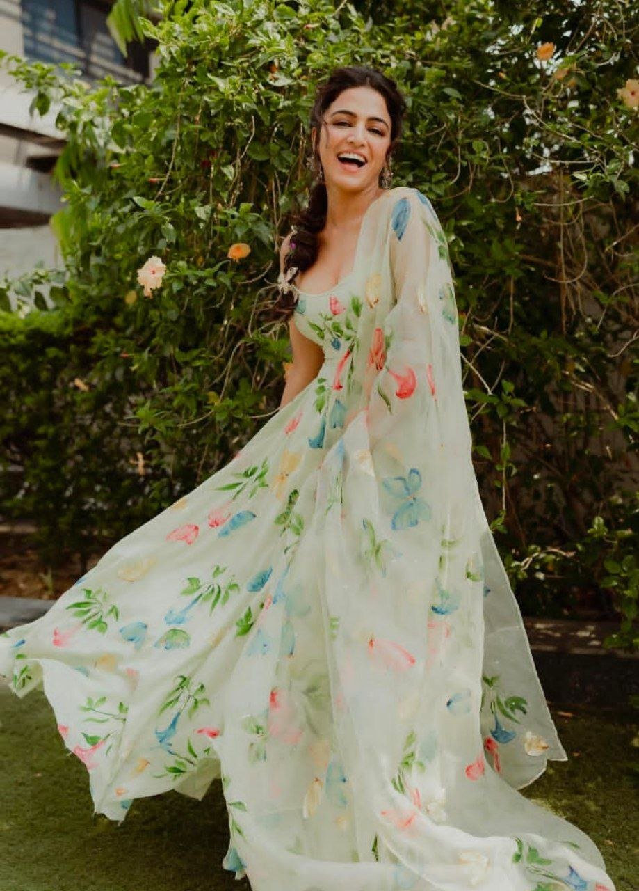 Beauty Wamiqa Gabbi Vs Daksha Nagar 1 hello telugu heroine gallery wamiqa gabbi 20250511 1