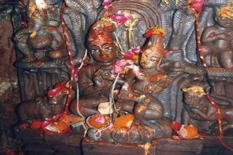 Hello Telugu - Mystery on Nagachandreshwar