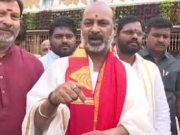 Hello Telugu - Minister Bandi Sanjay Shocking