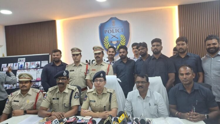 Hello Telugu - Test Tube Baby Scam