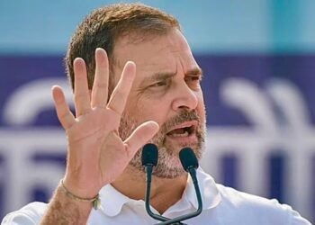 Hello Telugu - Rahul Gandhi Fired on Bihar Govt