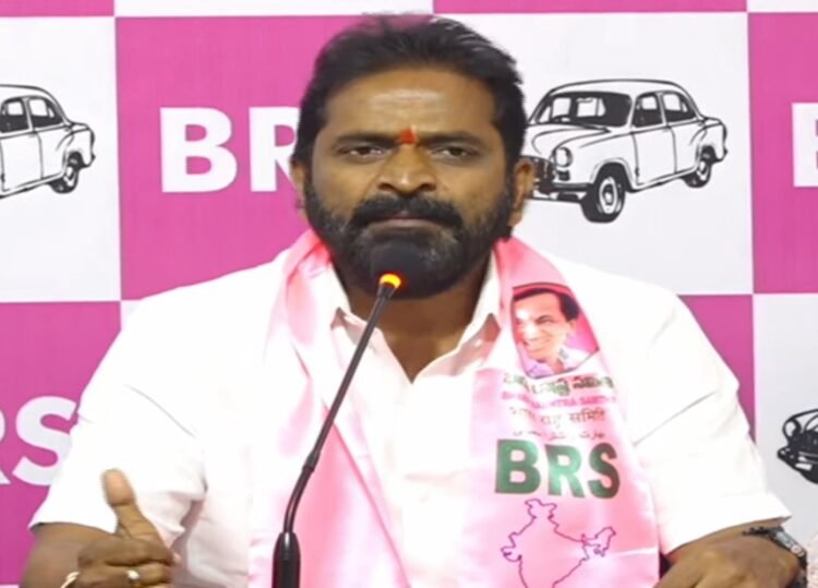 Hello Telugu - Ex Minister Srinivas Goud Fired on CM