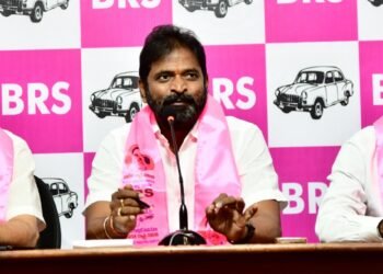 Hello Telugu - V Srinivas Goud Shocking Comments