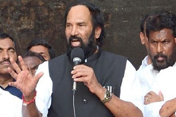 Hello Telugu - Minister Uttam Kumar Reddy Interesting