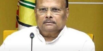 Hello Telugu - Ex Minister Yanamala Fired on YS jagan