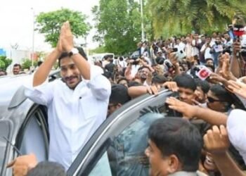 Hello Telugu - YS Jagan Fired on NDA Govt