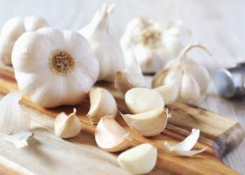 Hello Telugu - Garlic Harmful Effects