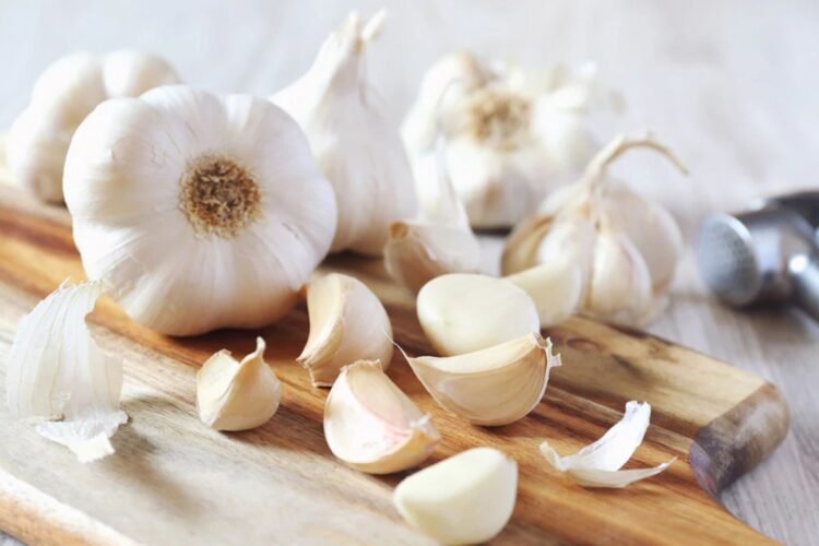 Hello Telugu - Garlic Harmful Effects