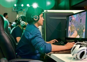 Hello Telugu - Indians Lose Huge Money