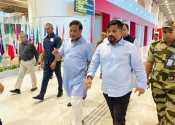 Hello Telugu - Assam CM Flight Diversion Sensational