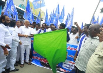 Hello Telugu - Chinta Mohan Sensational Comments