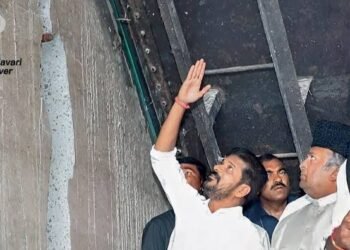 Hello Telugu - CM Revanth Reddy Fired on KCR