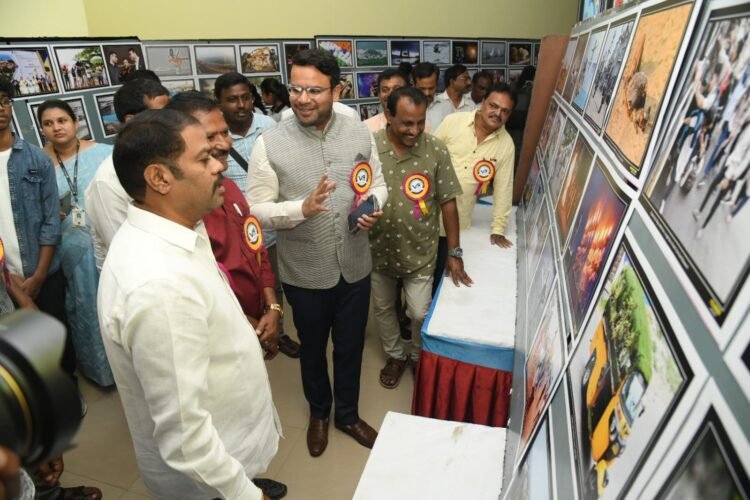 Hello Telugu - GVMC Commissioner Interesting