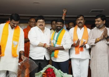 Hello Telugu - Guvvala Balaraju Shocking Comments