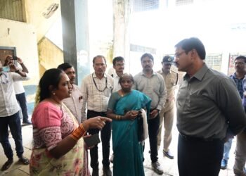 Hello Telugu - AV Ranganath - Strong Focus