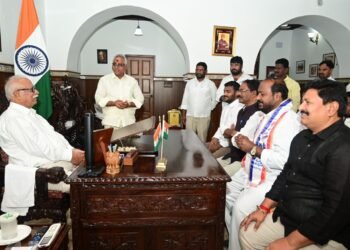 Hello Telugu - Jajula Srinivas Goud Alarming