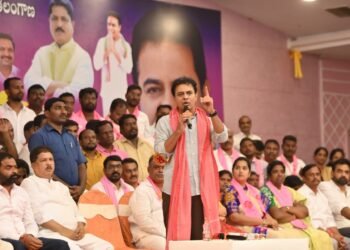 Hello Telugu - KTR Fired on MLA's