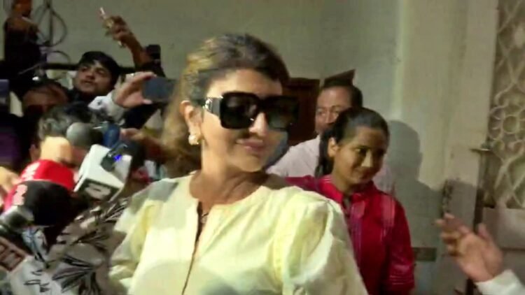 Hello Telugu - Manchu Lakshmi Shocking