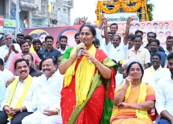 Hello Telugu - Popular Leader Paritala Ravi