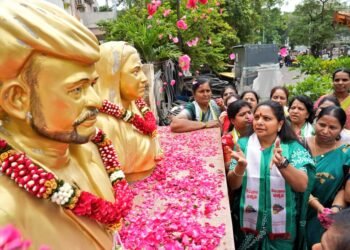 Hello Telugu - MLC Kavitha Shocking Comments