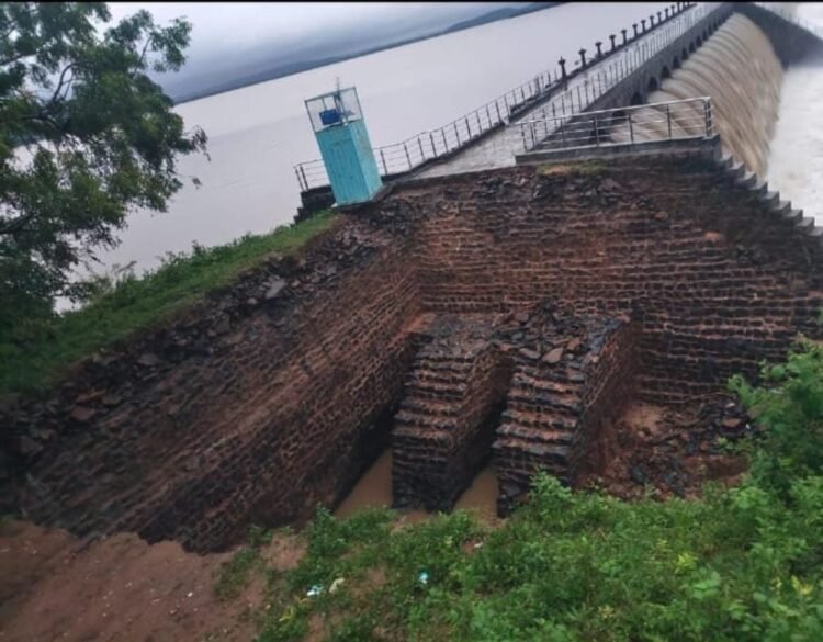 Hello Telugi - Minister Uttam Kumar Interesting Comments