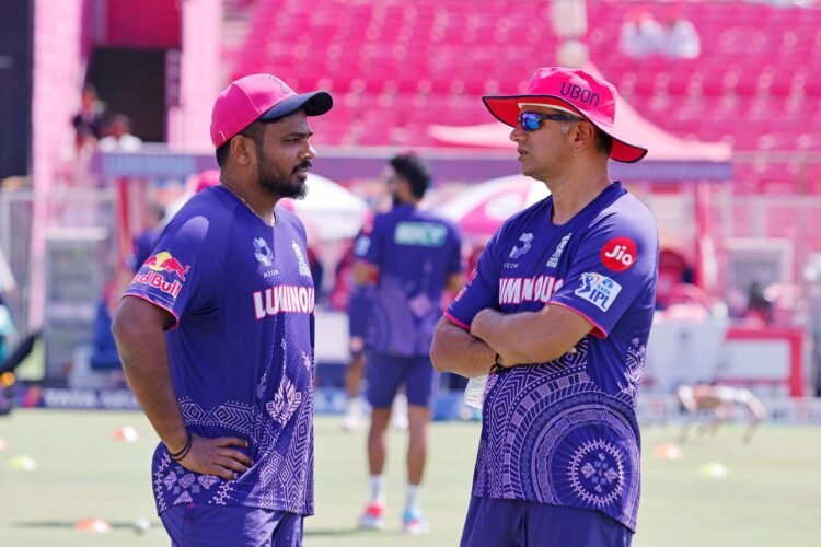 Hello Telugu - Rahul Dravid Quit Sensational