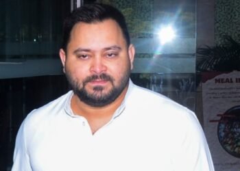 Hello Telugu - Tejashwi Yadav Fired on EC