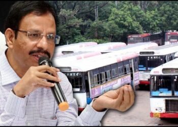 Hello Telugu - Passengers Fired on TGSRTC