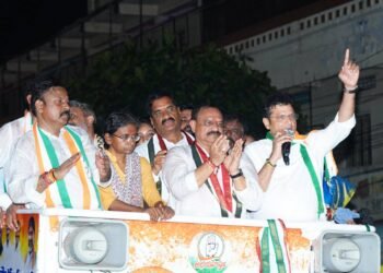 Hello Telugu - Minister Sridhar Babu Strong Comments