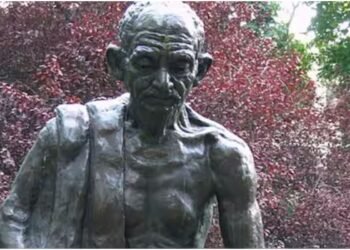 Hello Telugu - Gandhi statue vandalize Shocking
