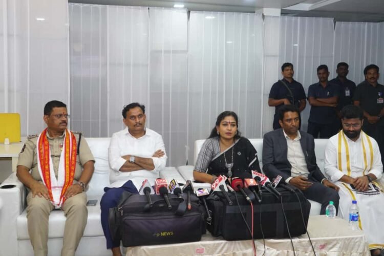 Hello Telugu - Home Minister Anitha Important Update