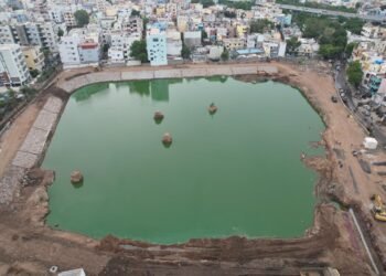 Hello Telugu - Bathukamma Kunta Interesting