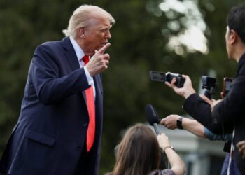 Hello Telugu - Trump Shocking Comments