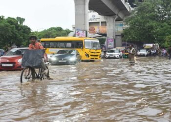 Hello Telugu - Hyderabad Rains Sensational