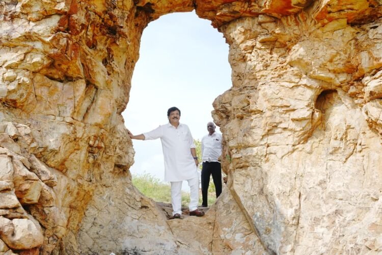 Hello Telugu - Minister Kandula Durgesh Interesting