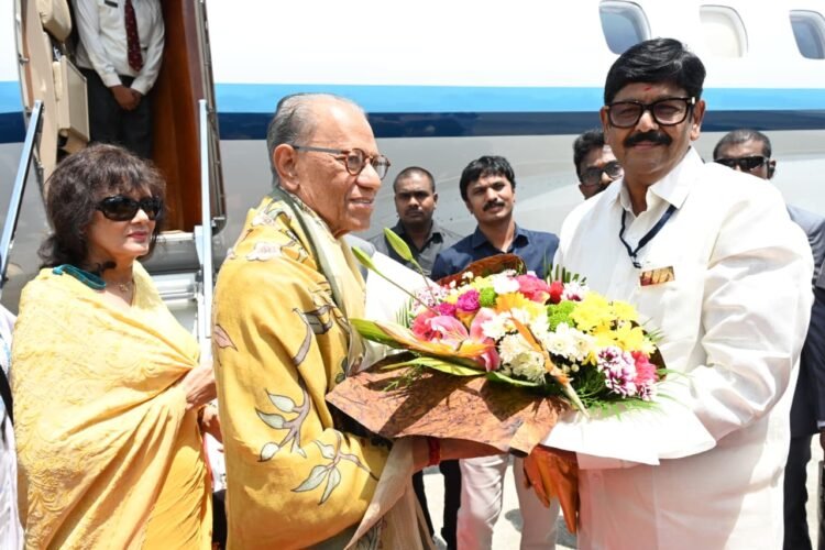 Hello Telugu - Mauritius PM Interesting Visit to Tirumala