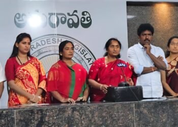 Hello Telugu - Minister Savitha Interesting Comments