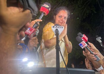 Hello Telugu - KCR Shocking Decision